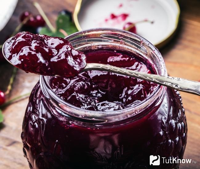 Варенье из красной смородины с крыжовником