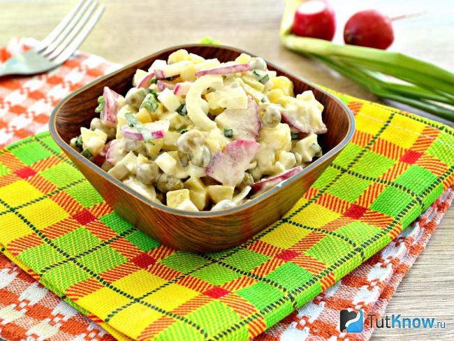 Готовый салат из редиса
