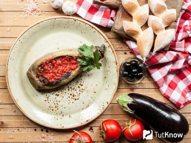 Готовая аджика с баклажанами