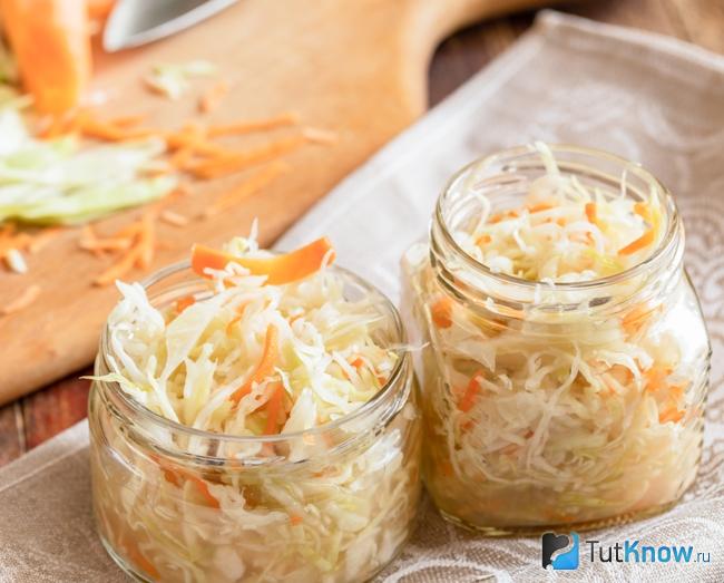 Квашеная капуста с морковью