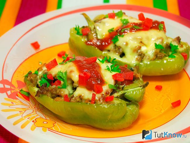 Секреты приготовления фаршированного перца половинками