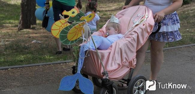 Украшаем коляску для девочки своими руками