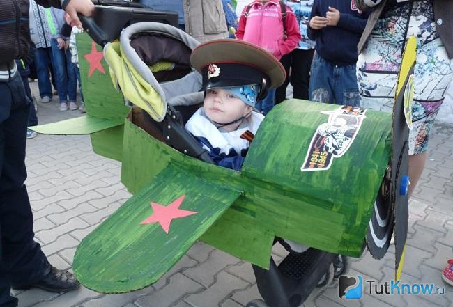 Украшаем коляску для мальчика своими руками