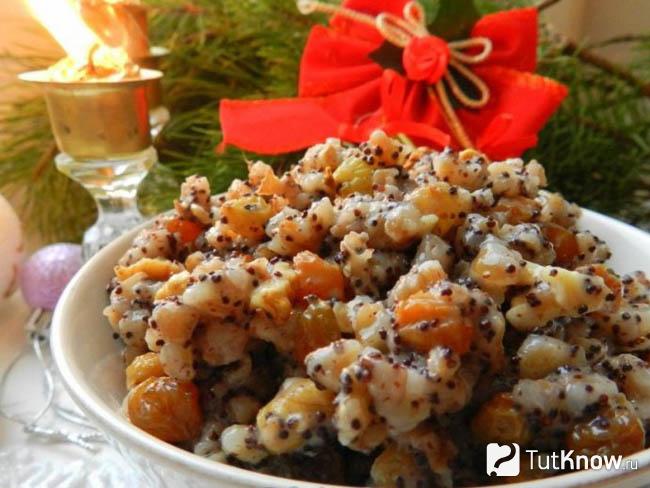 Кутья на Рождество из перловки с изюмом