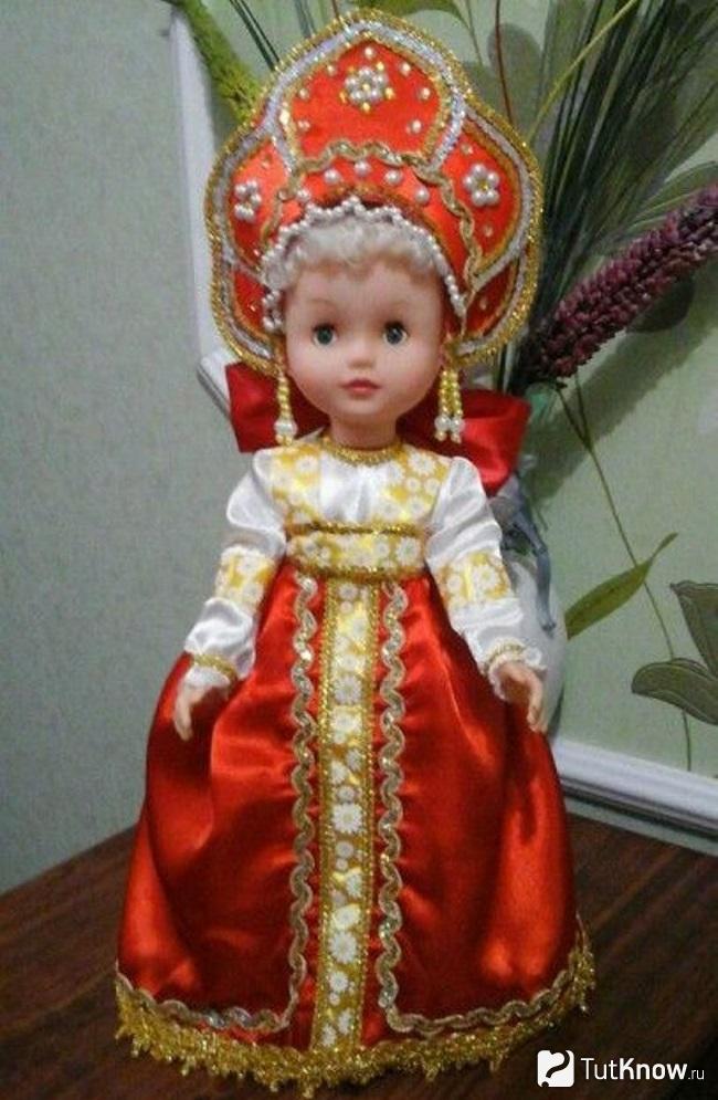 Кукла в русском народном костюме