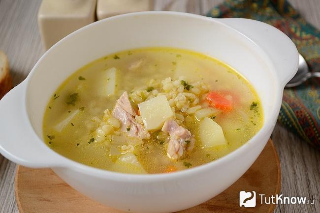 Готовый куриный суп с булгуром