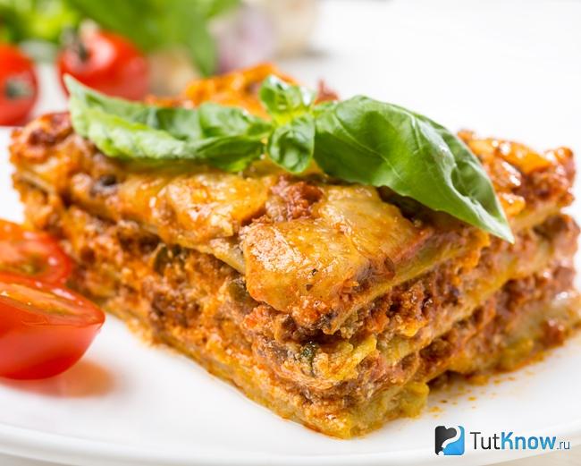 Лазанья с индейкой и грибами