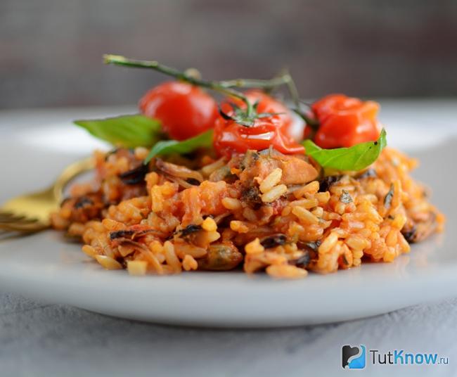 Ризотто с морепродуктами и овощами