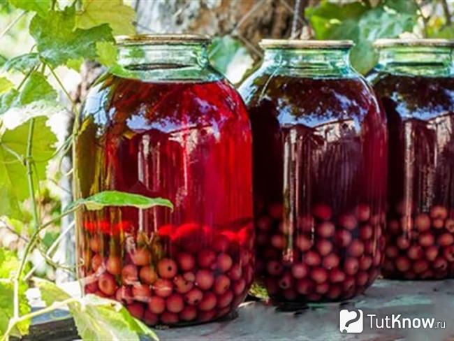 Компот из черешни с абрикосами со стерилизацией