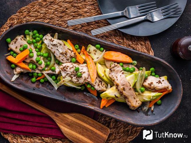 Секреты приготовления индейки с овощами