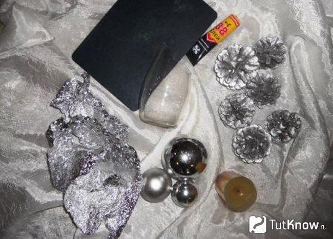 Материалы для изготовления подсвечников из шишек