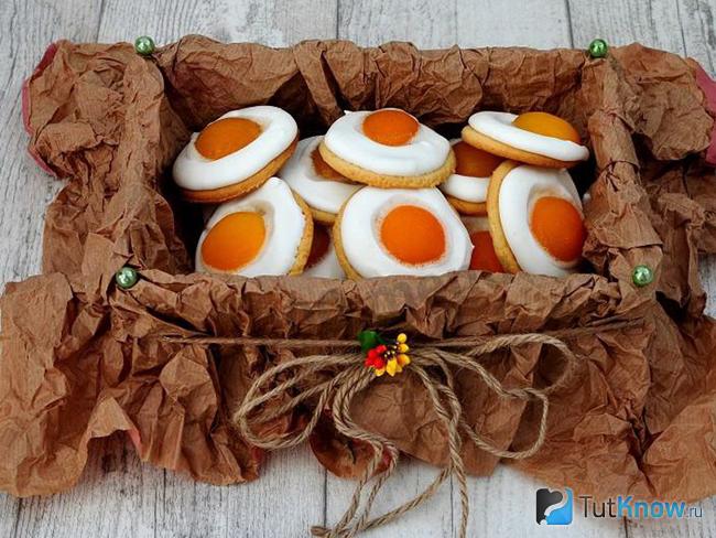 Печенье «Гнёзда» из кукурузных хлопьев
