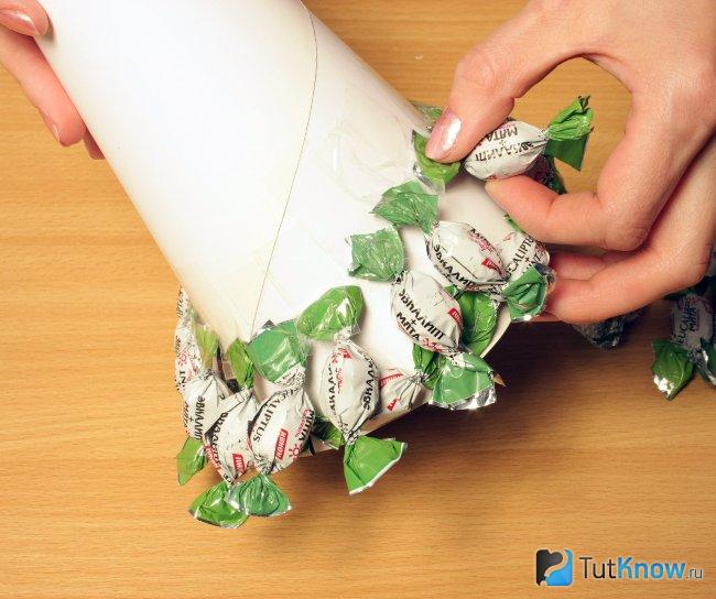 Как сделать елку из желейных конфет