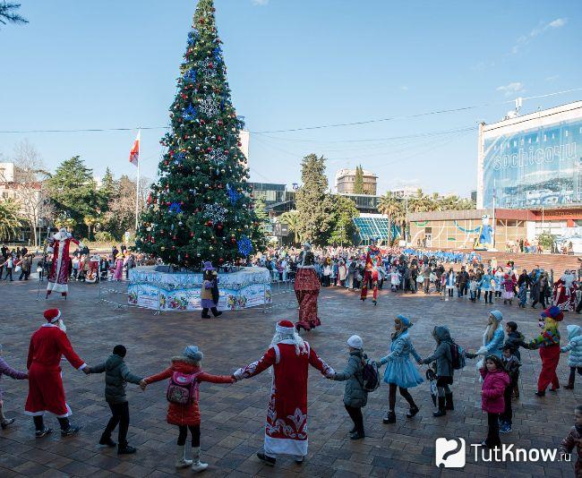 Новый год на площади в Сочи