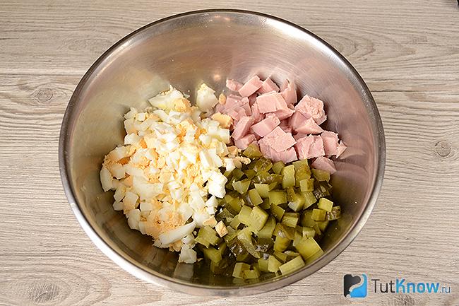 Ингредиенты для салата оливье