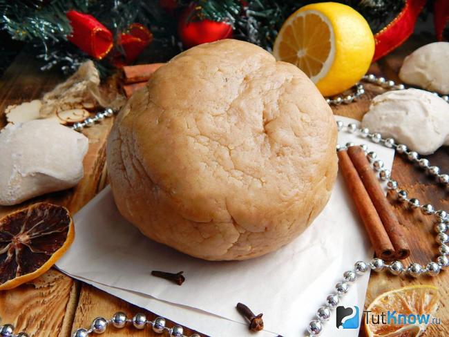 Готовое пряничное тесто