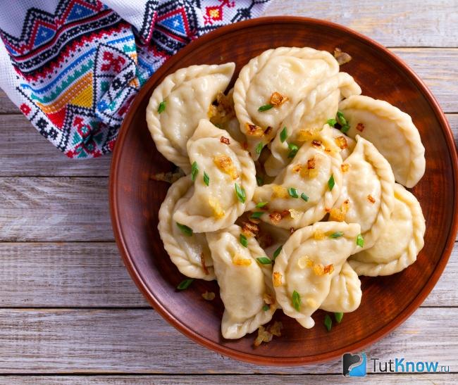 Классические вареники с сюрпризом