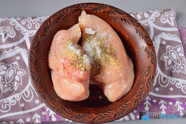 Куриная грудка со специями