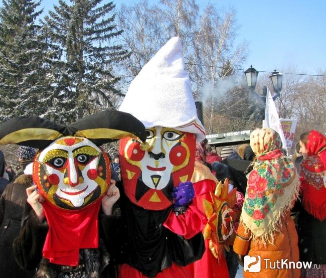 Маски на Масленицу
