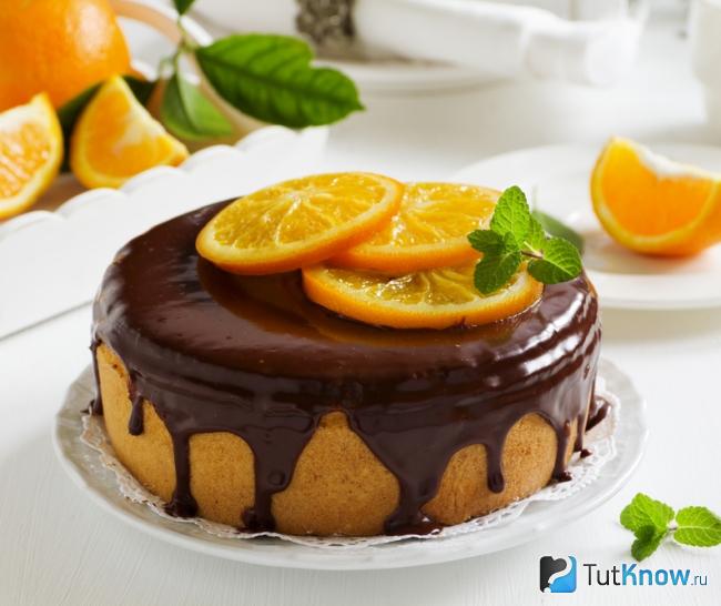 Шоколадный торт с апельсиновым курдом