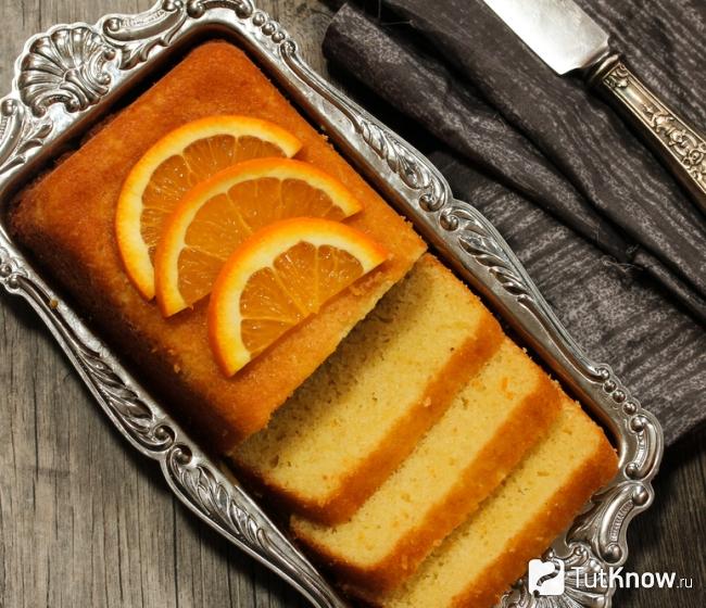 Бисквитный торт с апельсиновой цедрой и соком