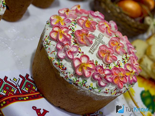Пасхальный кулич «Царский» с коньяком и пряностями