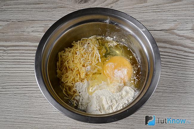 Ингредиенты для сырных клецек