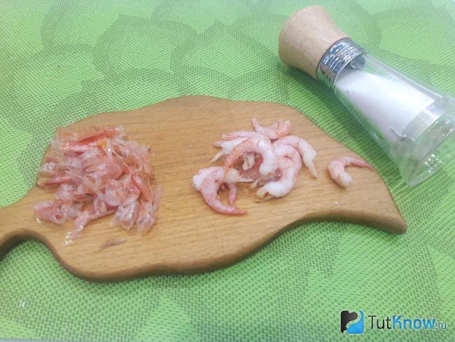 Креветки очищены