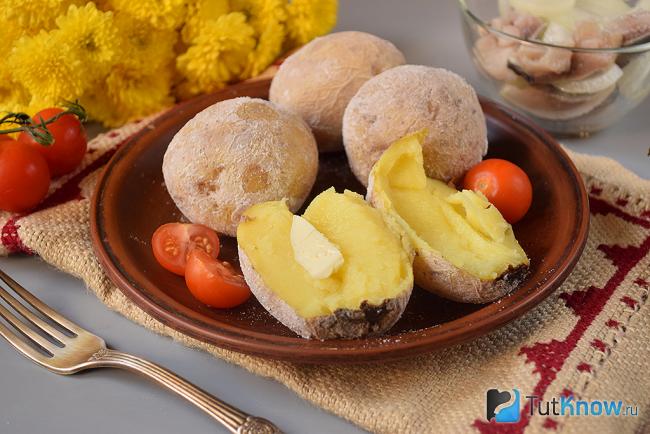 Картофель отварной в соли