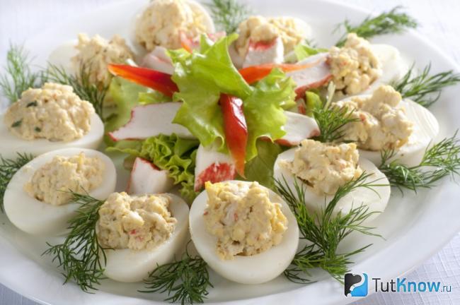 Вкусные фаршированные яйца