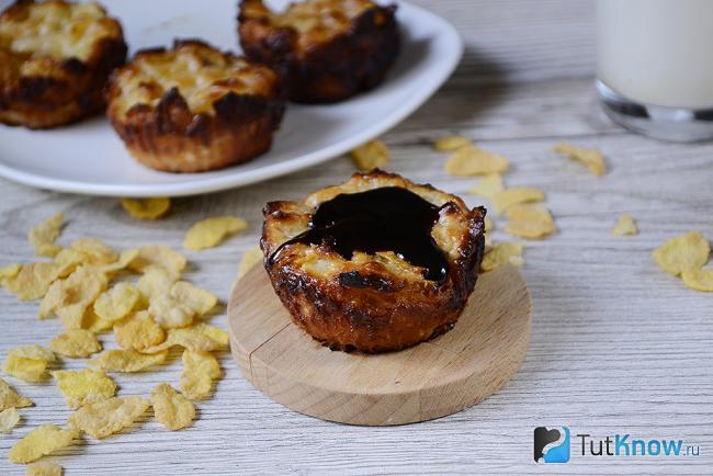 Сырники с кукурузными хлопьями в духовке