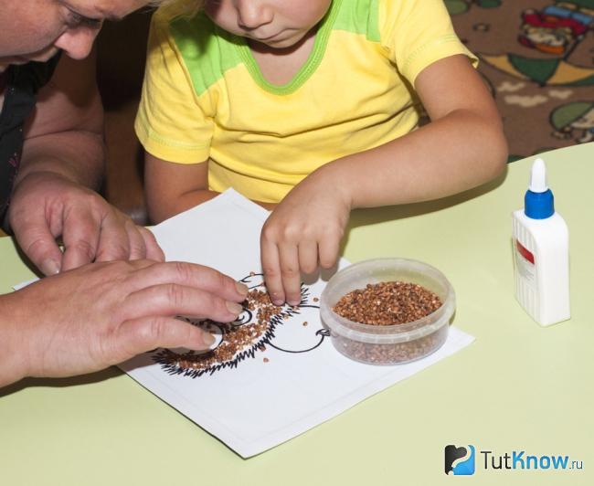 Детские поделки из гречки