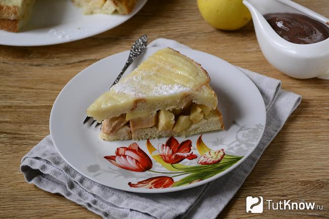Яблочная шарлотка из батона