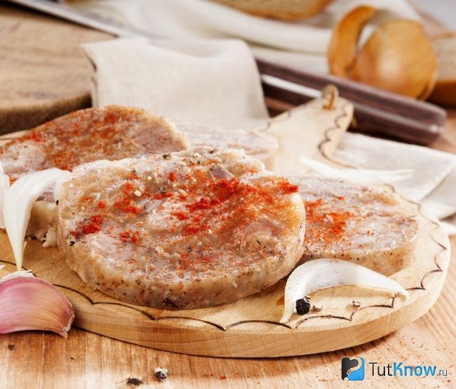 Зельц из свиной рульки