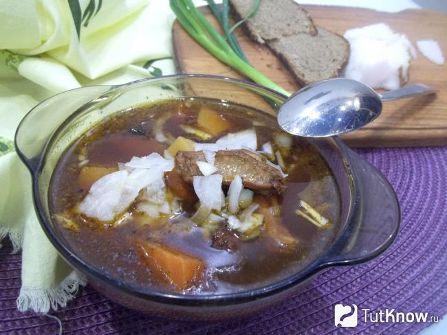 Готовое рагу с кроликом и картошкой в томате