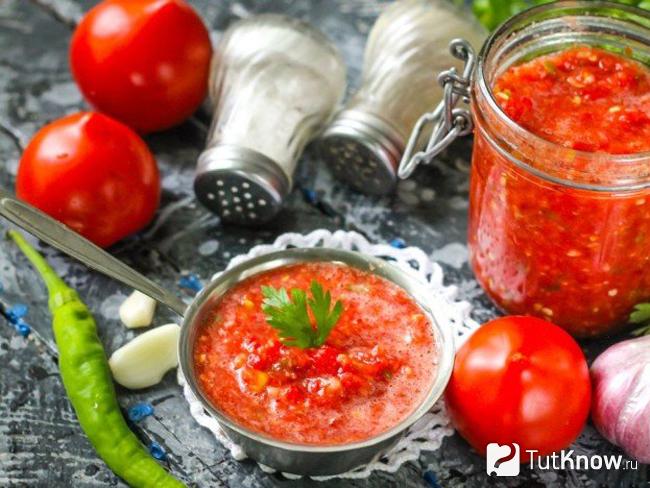 Аджика из красного острого перца без уксуса
