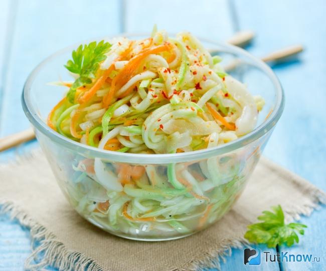 Молодые кабачки по-корейски