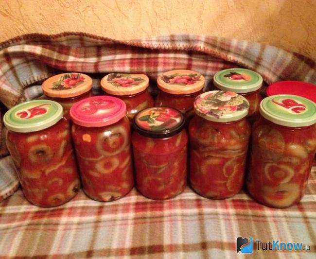 Соленые грузди в томате