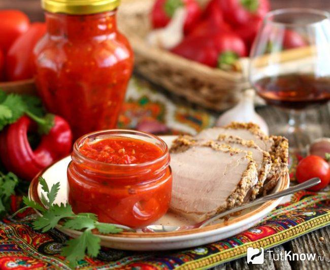 Простая аджика из перца с аспирином