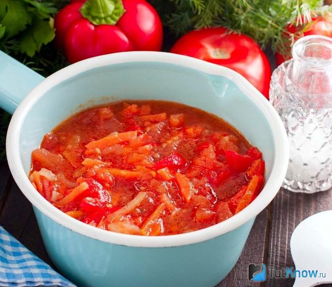 Сочное лечо из болгарского перца с помидорами