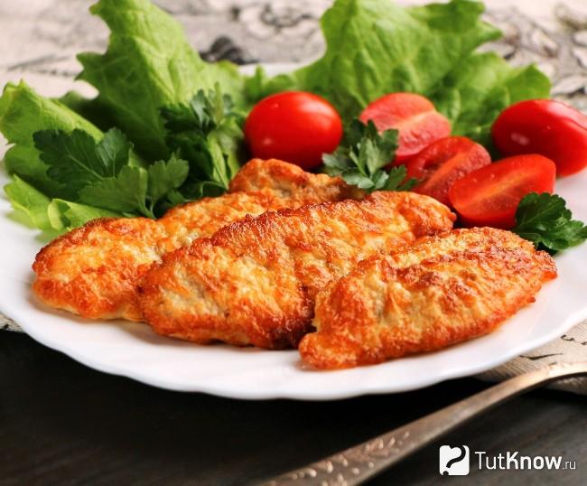 Отбивные из индейки с сырной корочкой