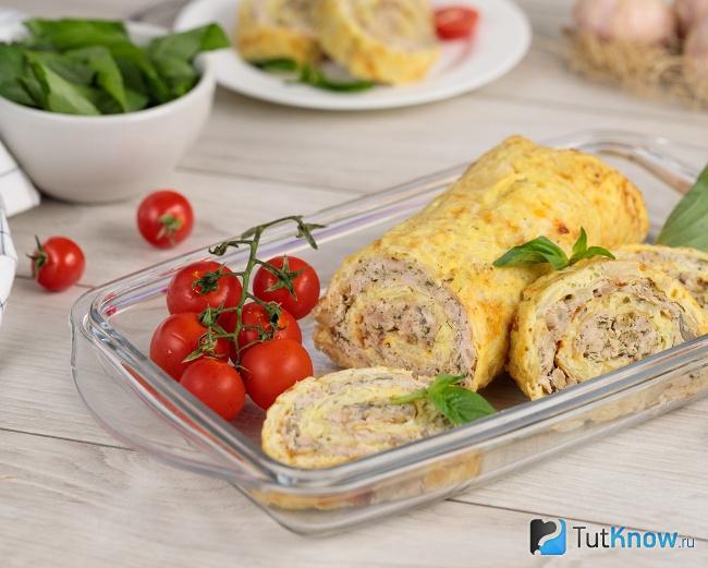 Сырный рулет с фаршем