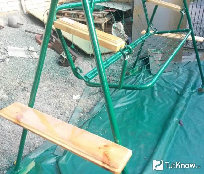 Изготовление металлических качелей своими руками