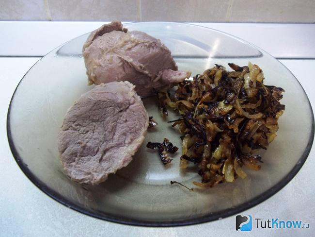 Мясо извлечено из бульона