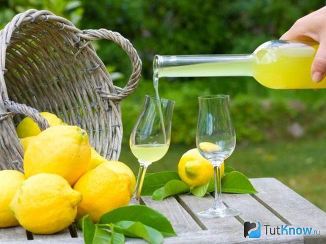 Лимончелло на спирту