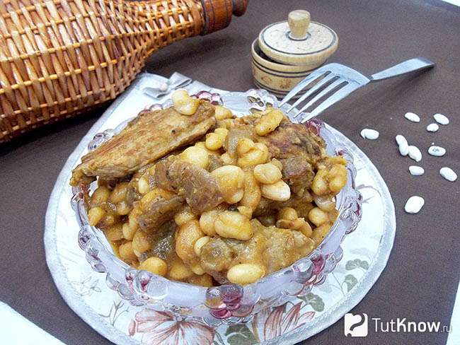 Фасоль с мясом