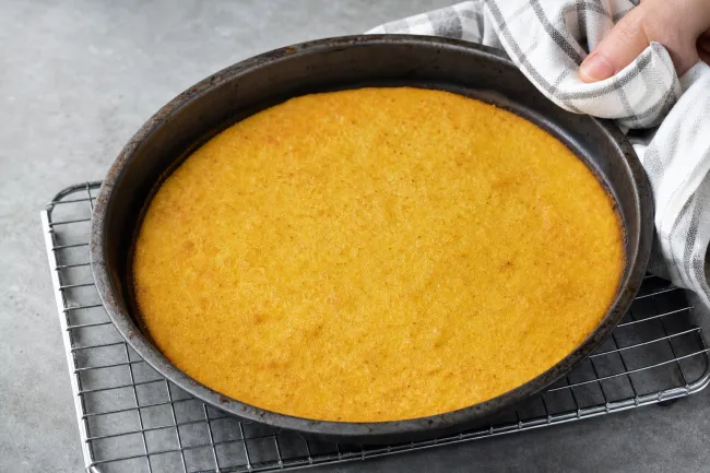Фарината из нутовой муки с тонкой корочкой