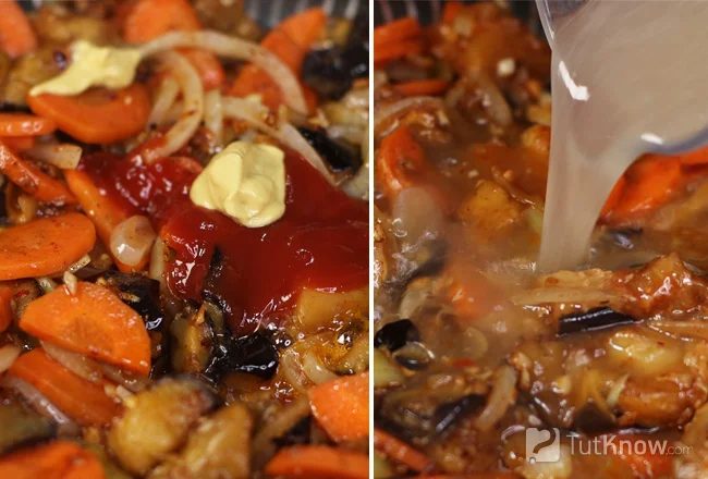 Кетчуп горчица и бульон с овощами