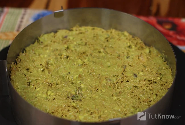 Фисташковая начинка на корже